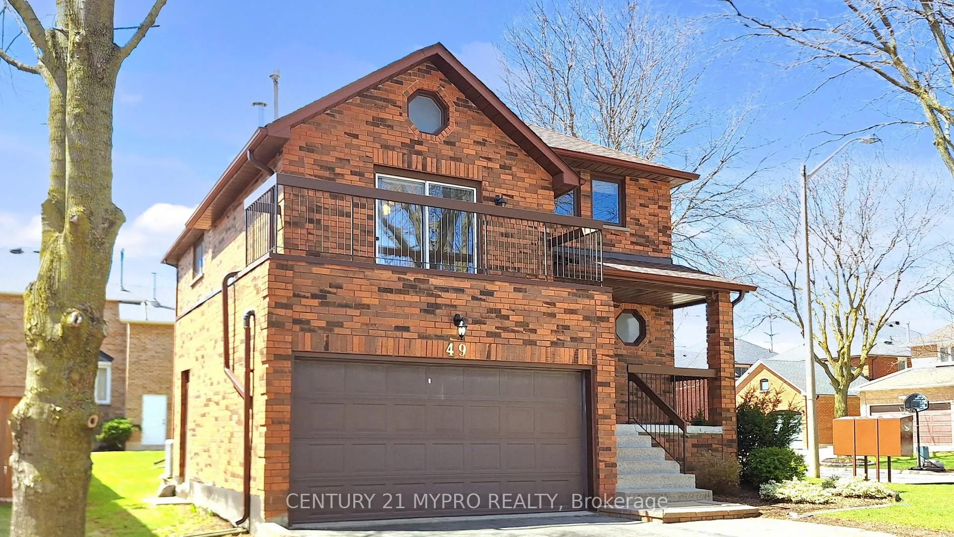 Photo 2 of 49 Parklawn Crescent, Markham, Thornlea — HOMEH