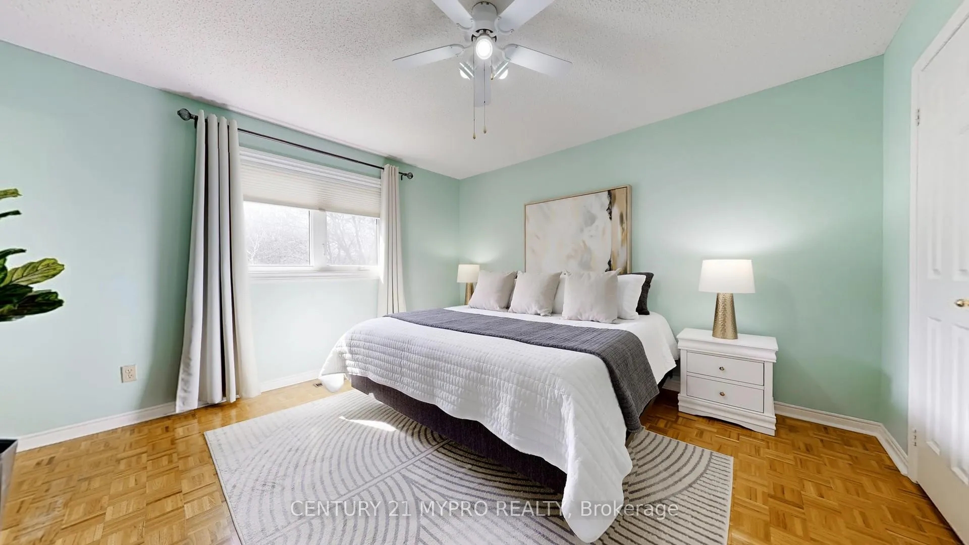 Photo 14 of 49 Parklawn Crescent, Markham, Thornlea — HOMEH