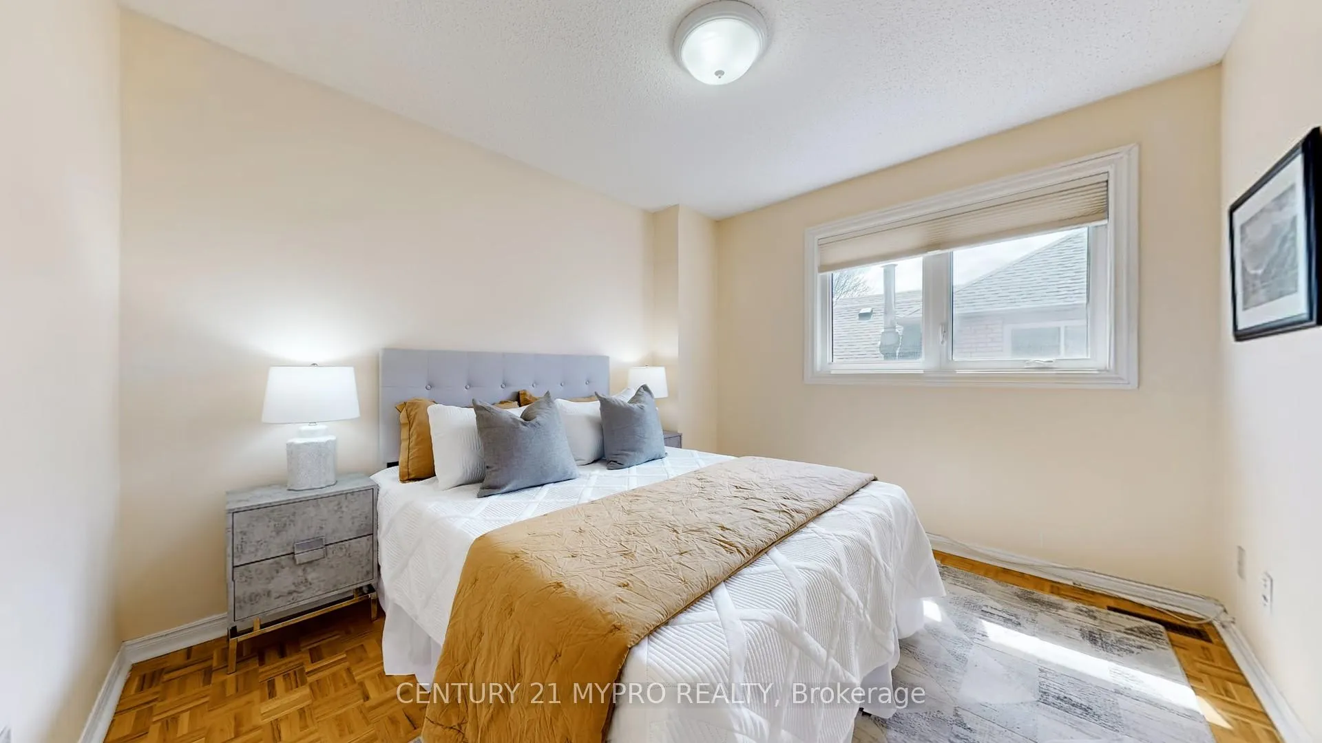 Photo 22 of 49 Parklawn Crescent, Markham, Thornlea — HOMEH