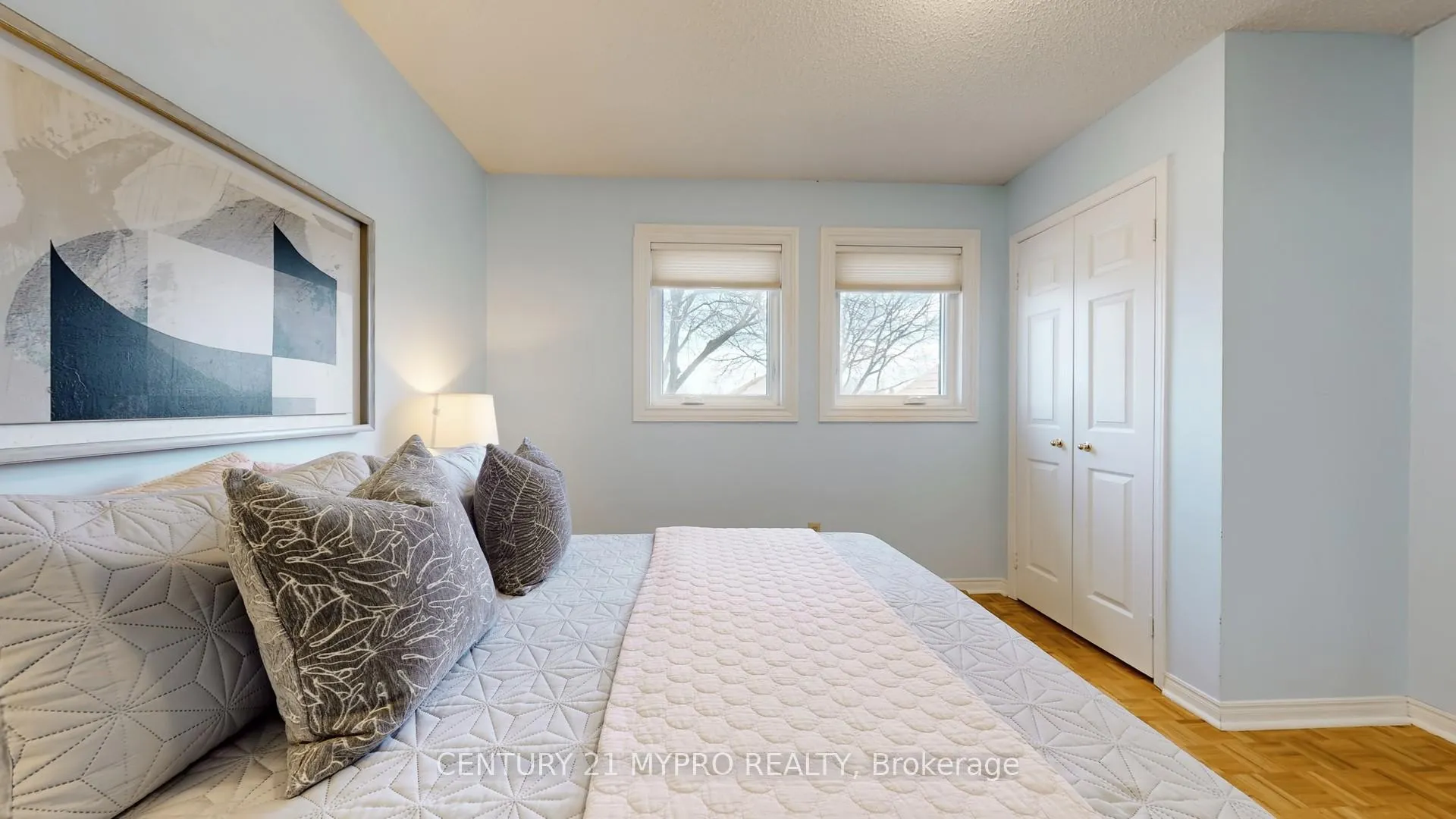 Photo 24 of 49 Parklawn Crescent, Markham, Thornlea — HOMEH