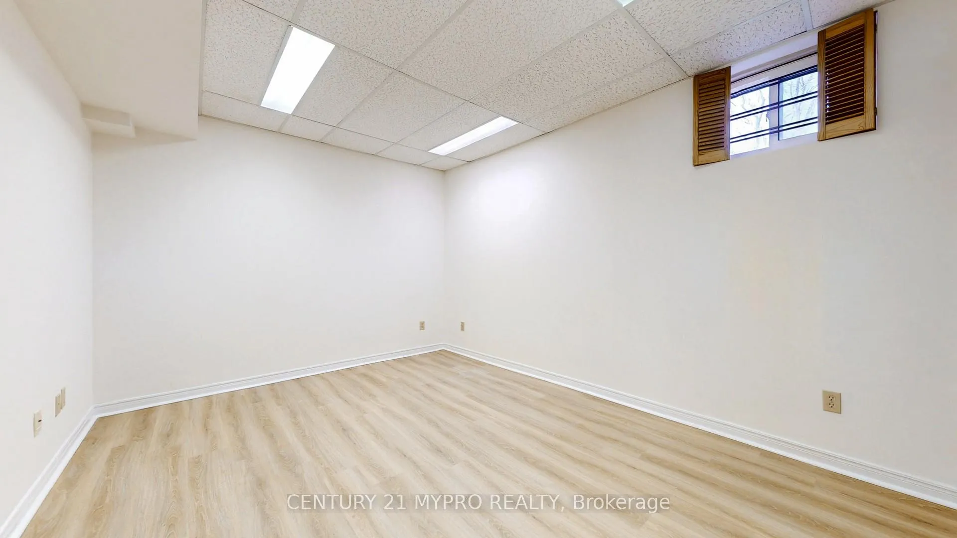 Photo 37 of 49 Parklawn Crescent, Markham, Thornlea — HOMEH