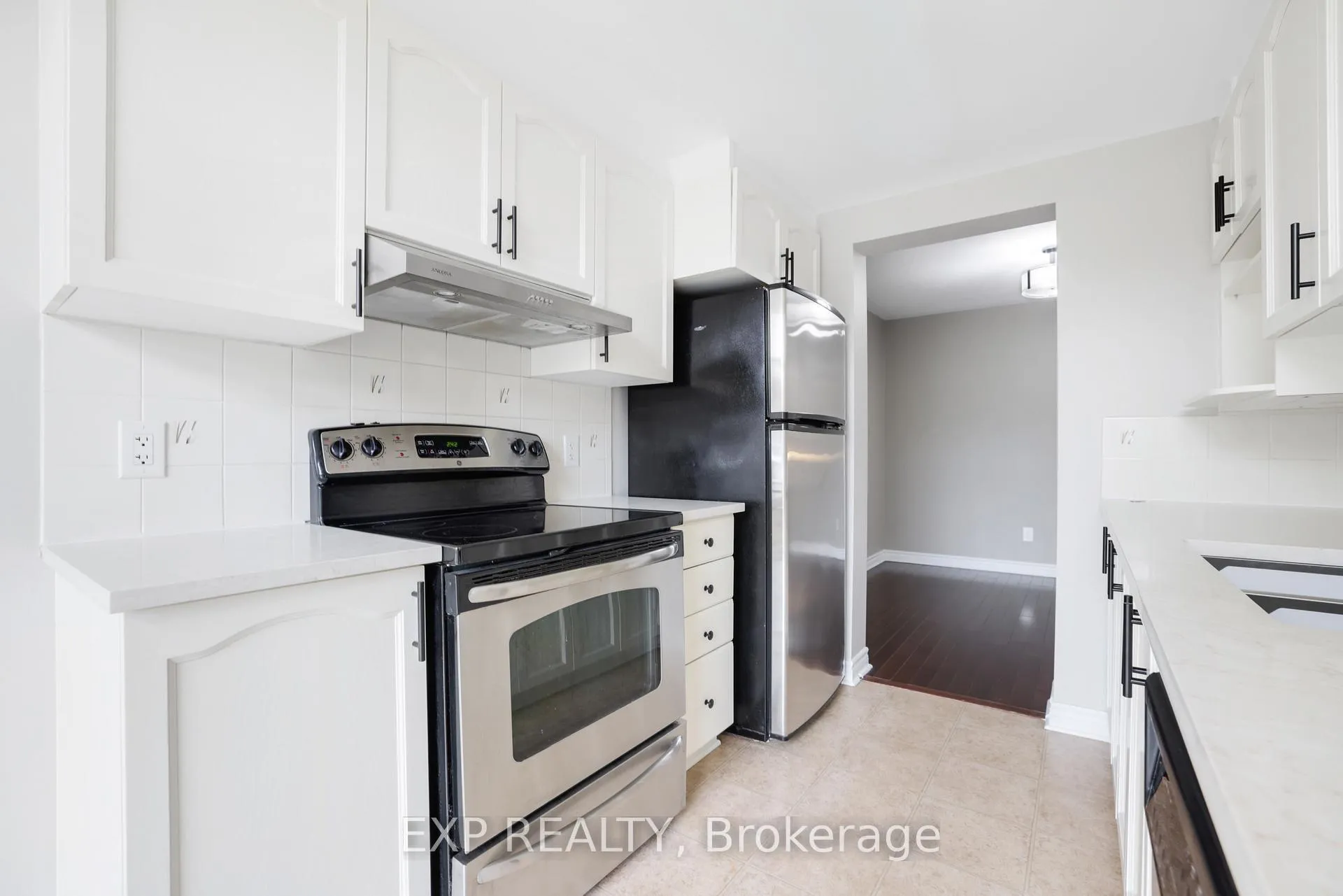 Photo 16 of 352 Forestbrook Street, Ottawa, Kanata - Morgan's Grant/South March — HOMEH