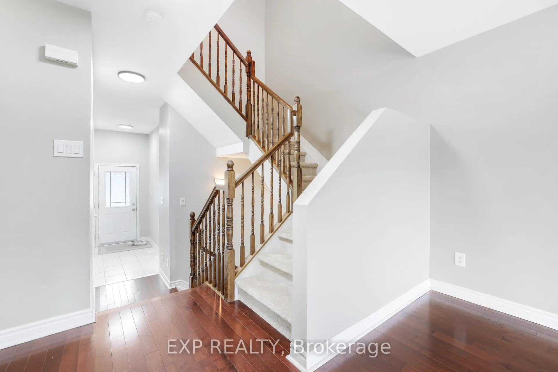 Photo 18 of 352 Forestbrook Street, Ottawa, Kanata - Morgan's Grant/South March — HOMEH