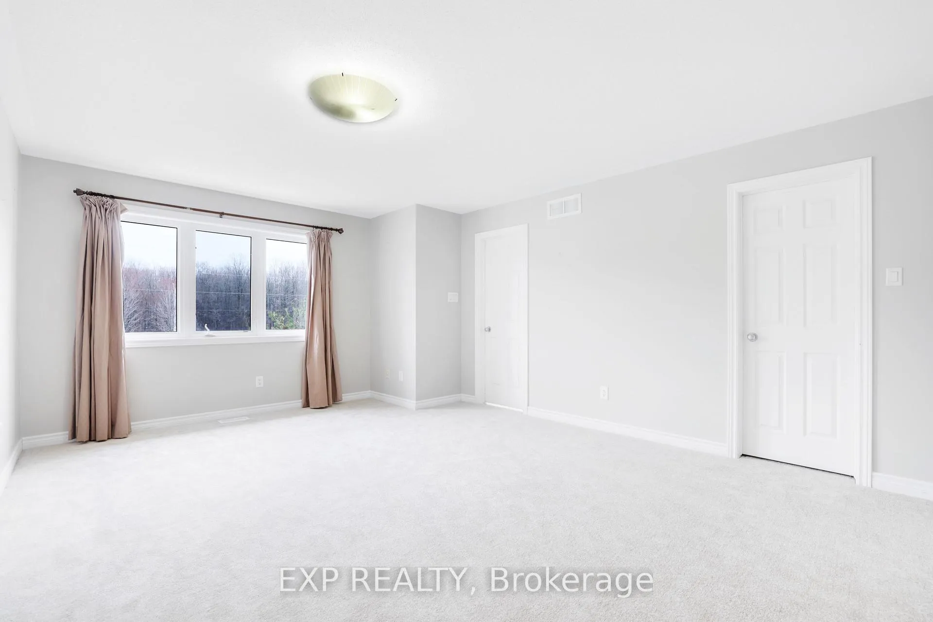 Photo 20 of 352 Forestbrook Street, Ottawa, Kanata - Morgan's Grant/South March — HOMEH