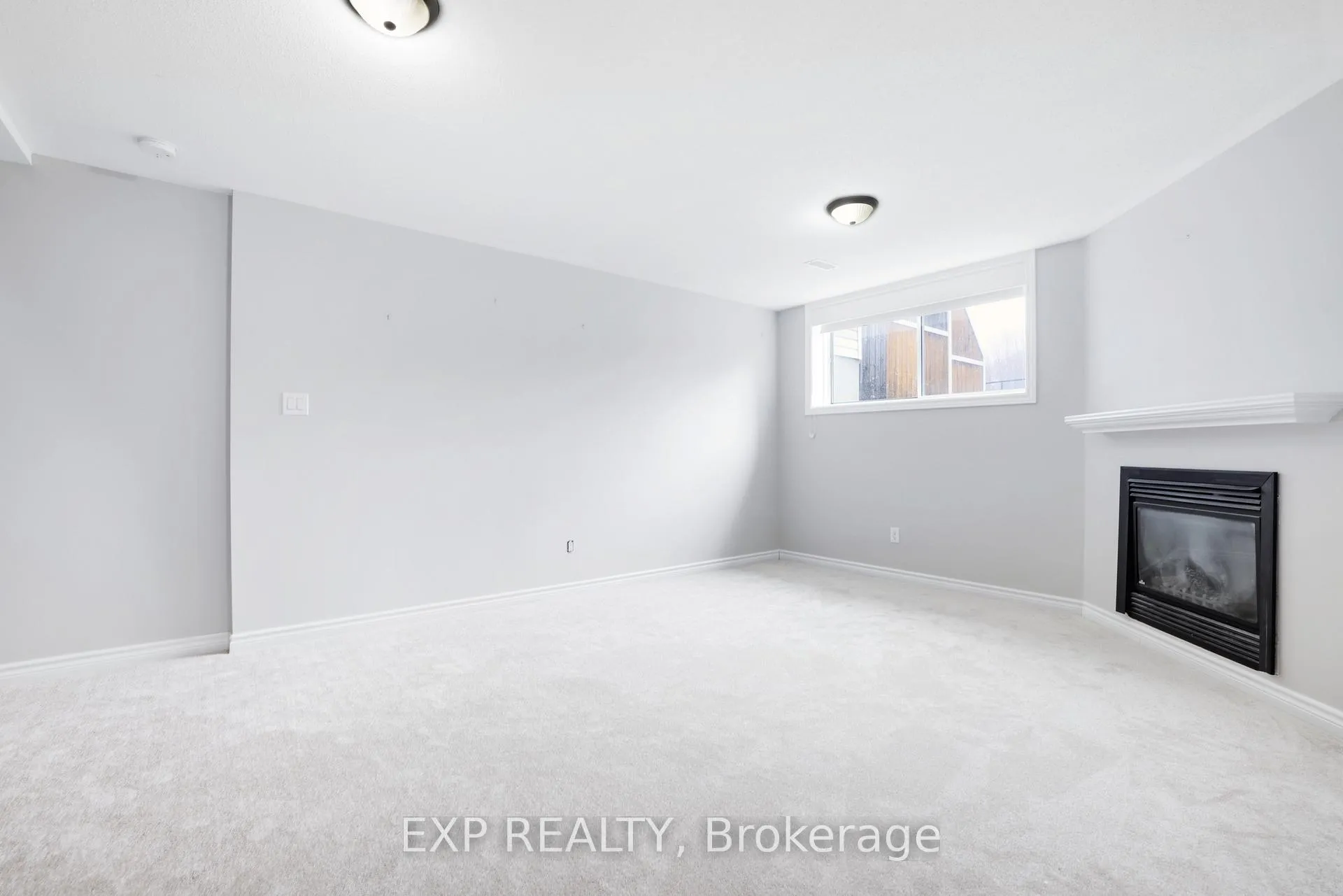 Photo 32 of 352 Forestbrook Street, Ottawa, Kanata - Morgan's Grant/South March — HOMEH