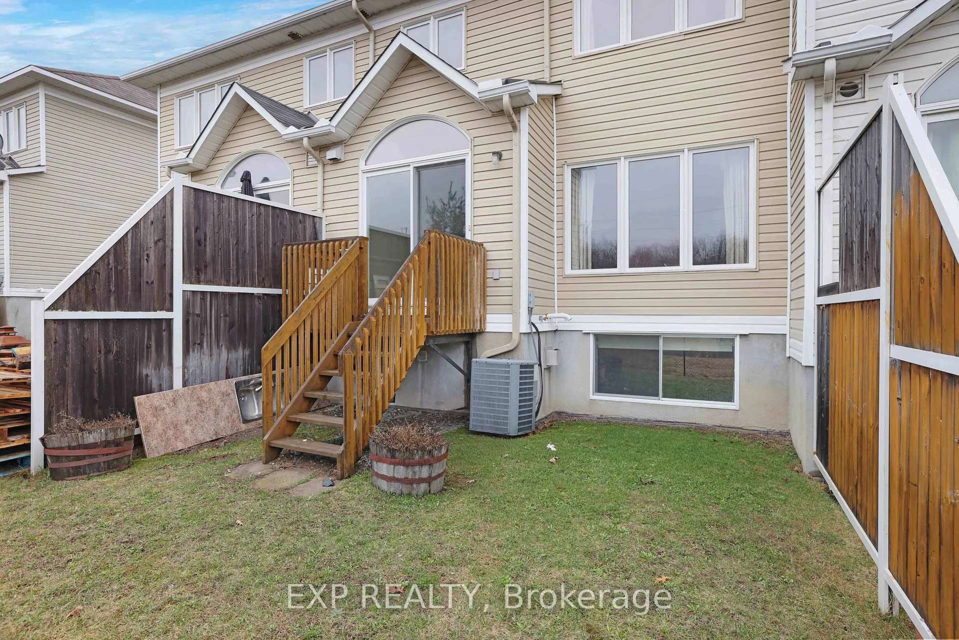 Photo 34 of 352 Forestbrook Street, Ottawa, Kanata - Morgan's Grant/South March — HOMEH