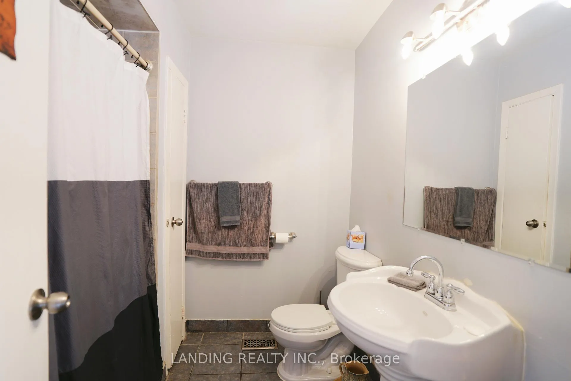 Photo 6 of 1391 Tatra Drive, Pickering, Bay Ridges — HOMEH