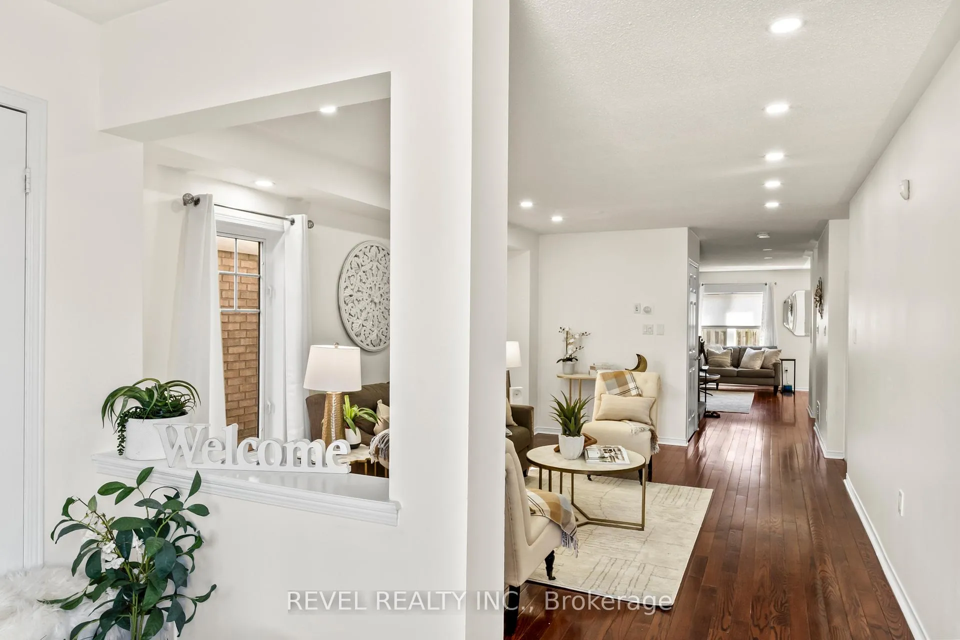 Photo 4 of 15 Donlevy Crescent, Whitby, Taunton North — HOMEH