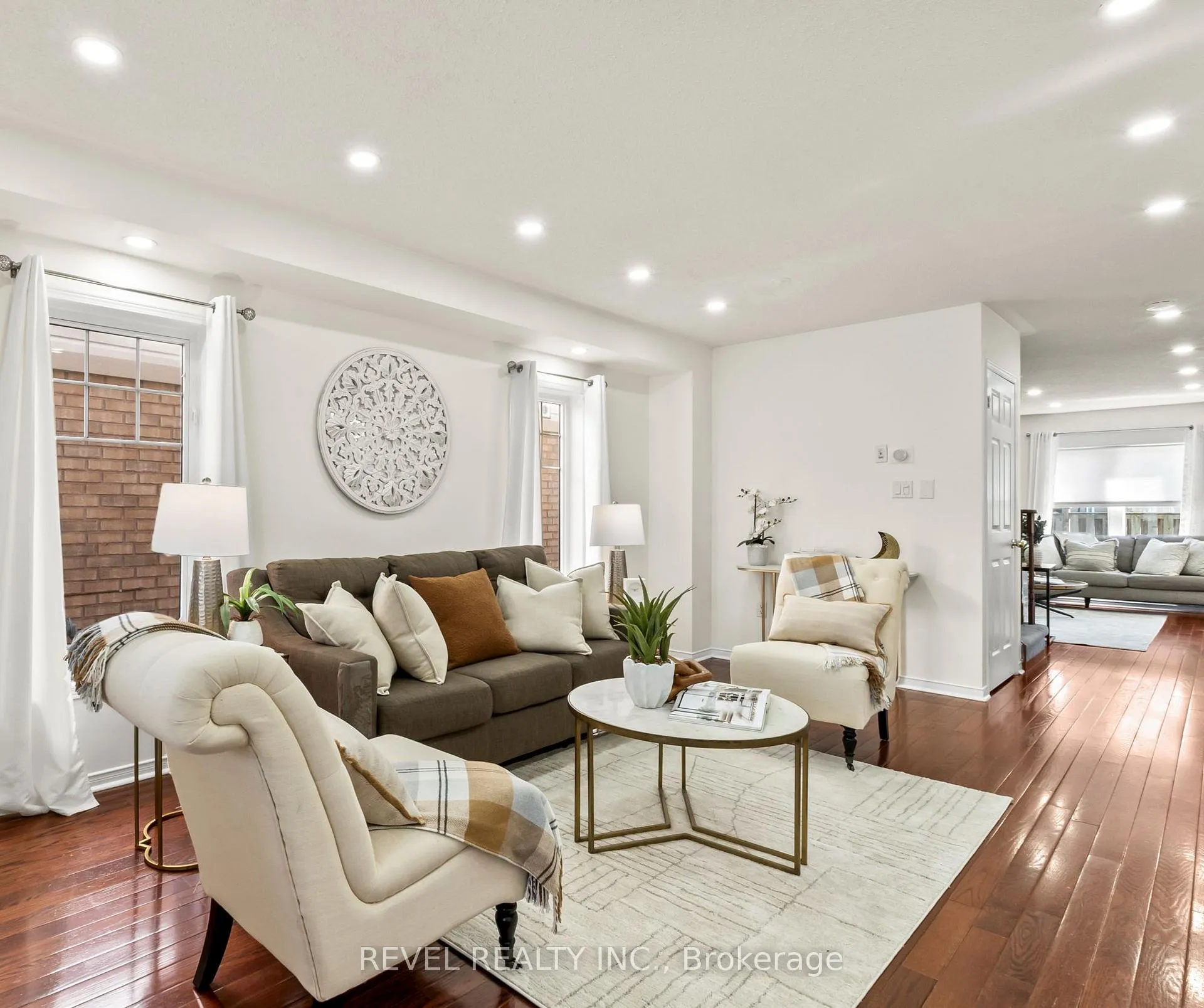 Photo 5 of 15 Donlevy Crescent, Whitby, Taunton North — HOMEH