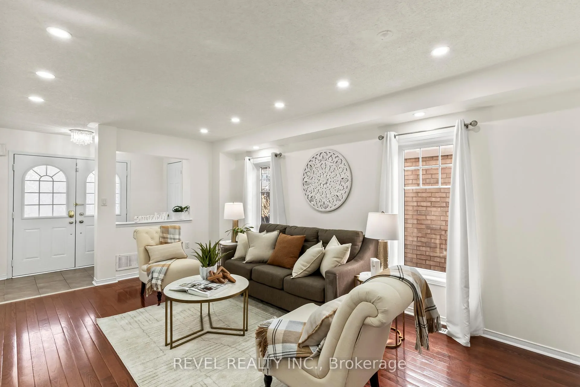 Photo 6 of 15 Donlevy Crescent, Whitby, Taunton North — HOMEH