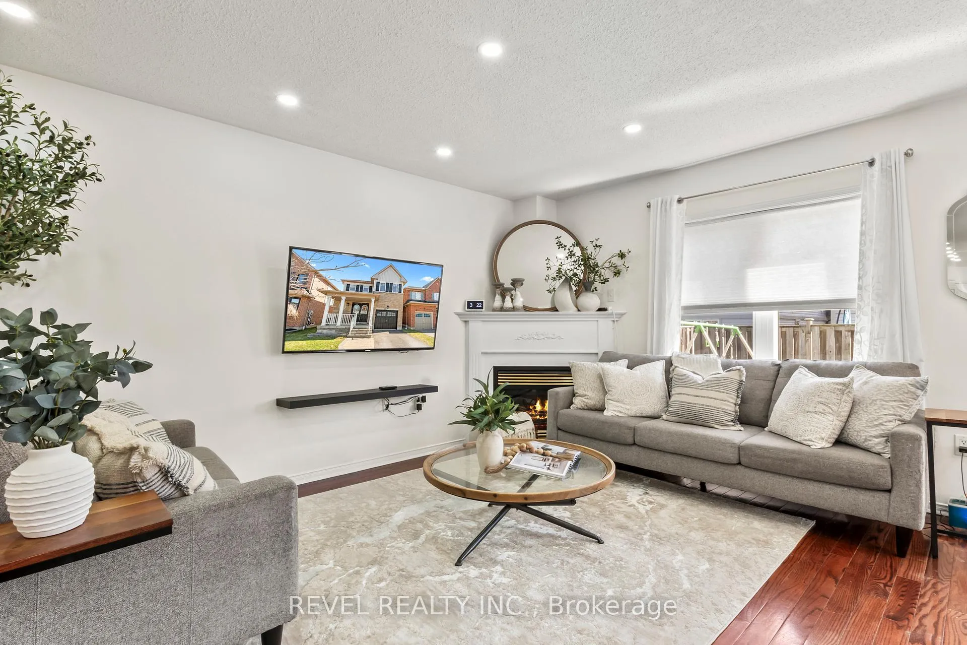 Photo 9 of 15 Donlevy Crescent, Whitby, Taunton North — HOMEH
