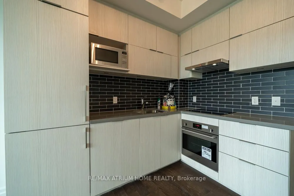Photo 4 of Unit 809, 10 Rouge Valley Drive, Markham, Unionville — HOMEH