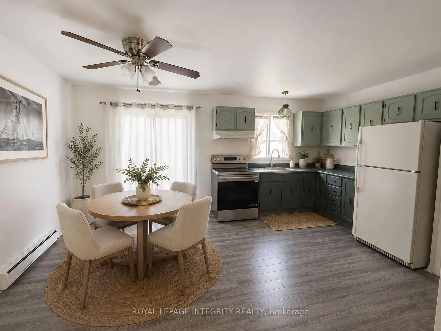 Photo 2 of 3264 Johnston Avenue, Cornwall — HOMEH