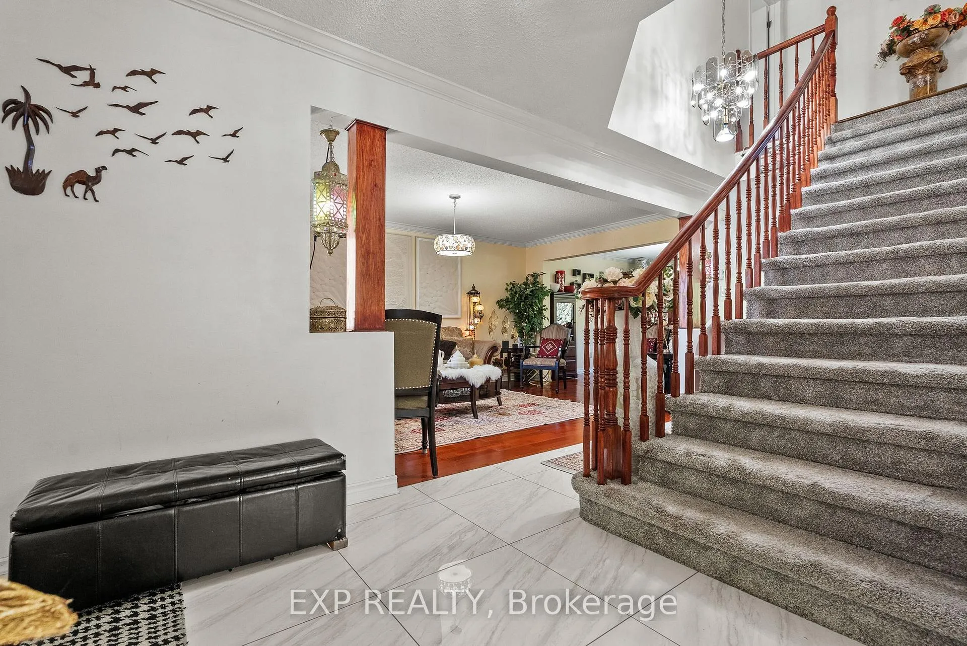 Photo 4 of 1582 Blohm Drive, Ottawa, Hunt Club Park — HOMEH