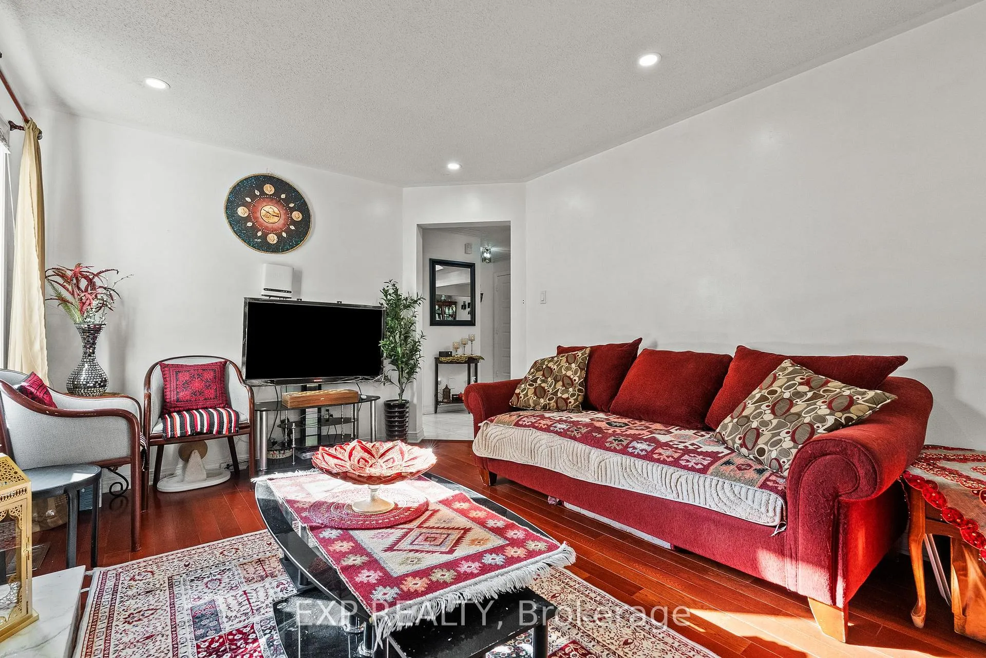 Photo 17 of 1582 Blohm Drive, Ottawa, Hunt Club Park — HOMEH