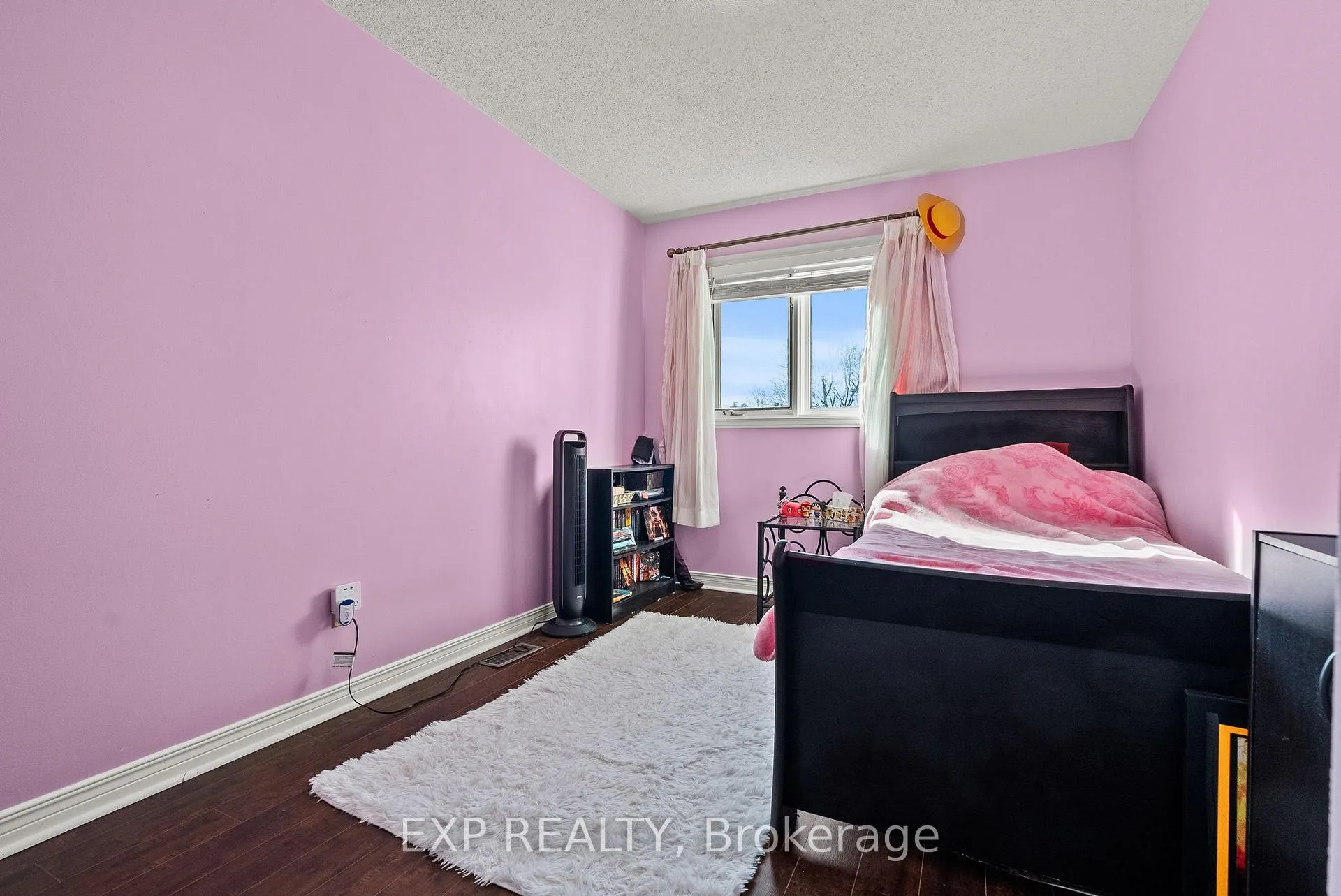 Photo 29 of 1582 Blohm Drive, Ottawa, Hunt Club Park — HOMEH