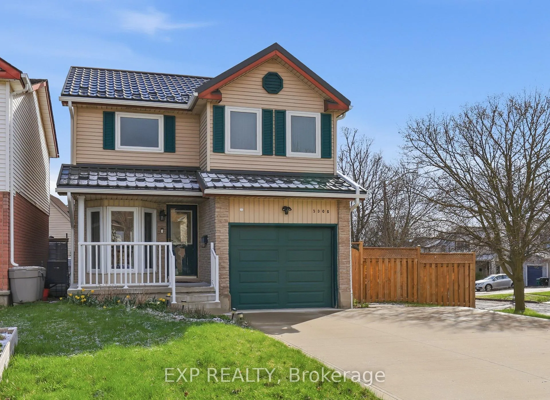 Photo 1 of 530B Rosemeadow Crescent, Waterloo — HOMEH