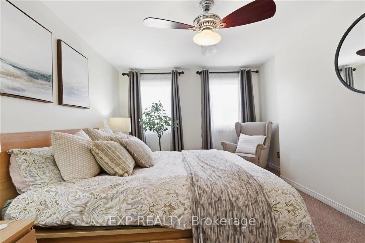 Photo 21 of 530B Rosemeadow Crescent, Waterloo — HOMEH