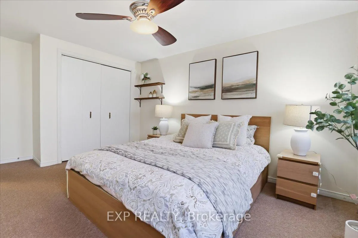 Photo 22 of 530B Rosemeadow Crescent, Waterloo — HOMEH