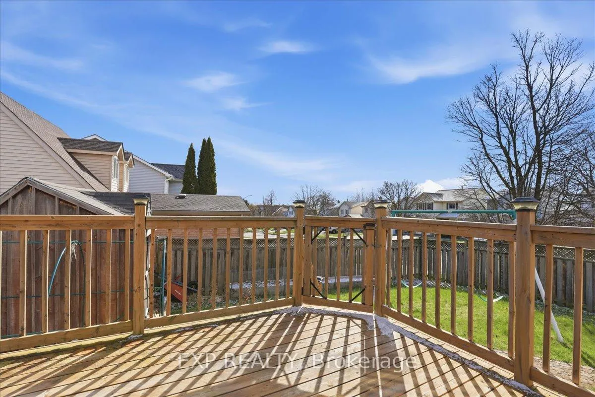 Photo 41 of 530B Rosemeadow Crescent, Waterloo — HOMEH