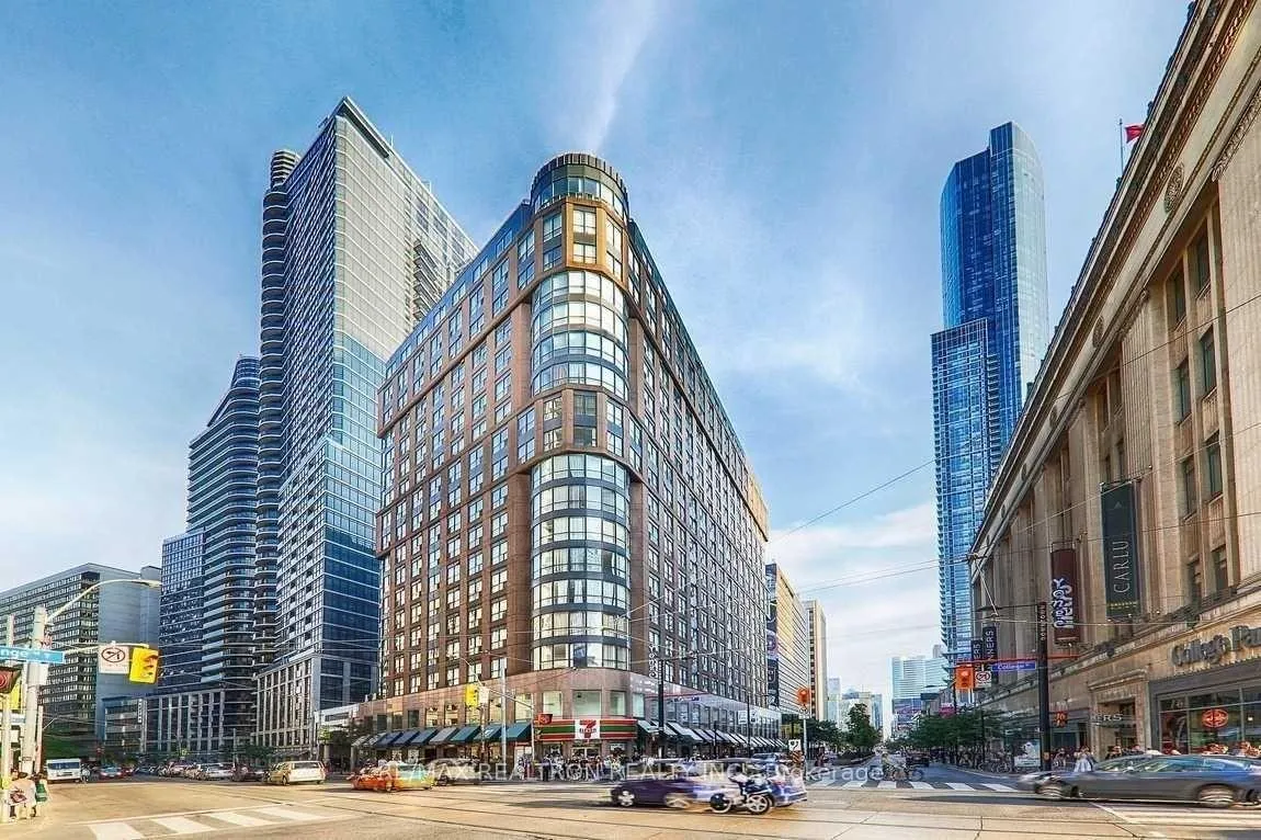 Photo 1 of Unit 716, 7 Carlton Street, Toronto, Church-Yonge Corridor — HOMEH