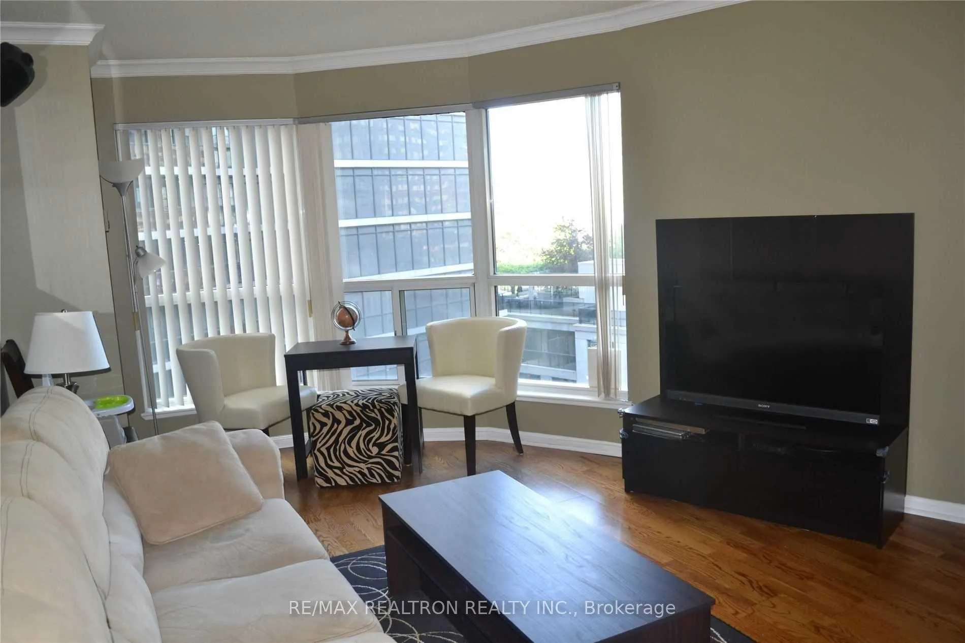 Photo 5 of Unit 716, 7 Carlton Street, Toronto, Church-Yonge Corridor — HOMEH