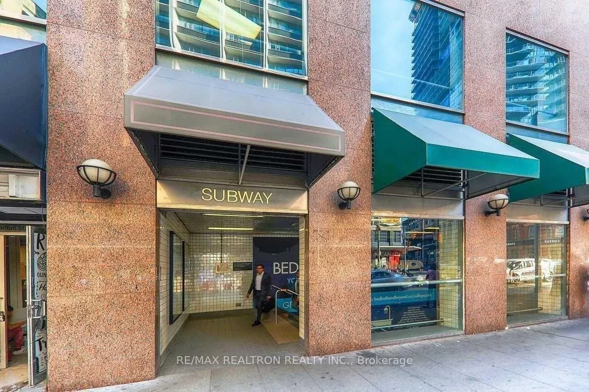 Photo 22 of Unit 716, 7 Carlton Street, Toronto, Church-Yonge Corridor — HOMEH
