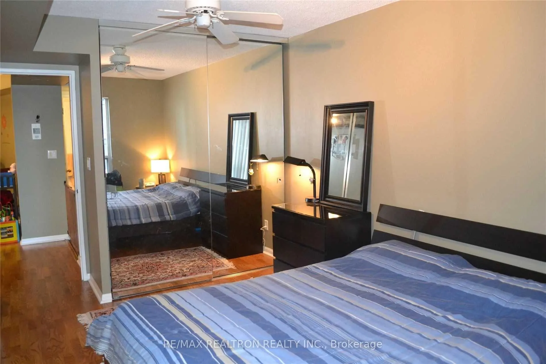 Photo 24 of Unit 716, 7 Carlton Street, Toronto, Church-Yonge Corridor — HOMEH