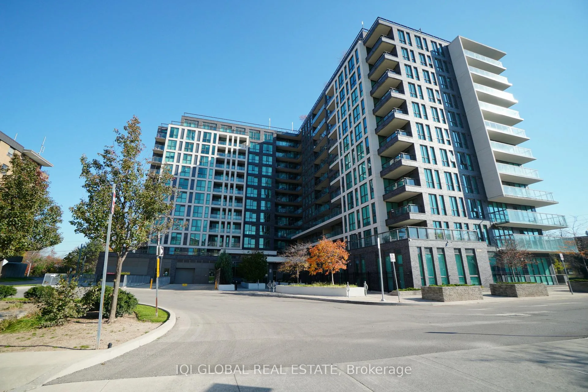 Front of Unit 1022, 80 Esther Lorrie Drive
