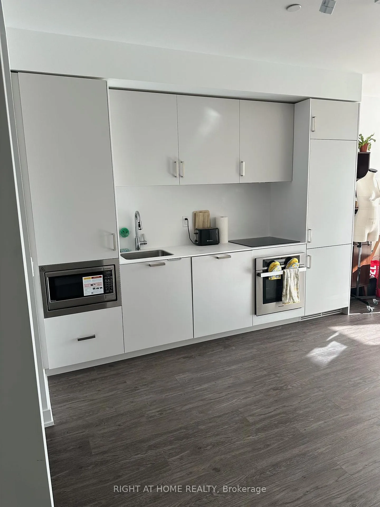 Photo 7 of Unit 2907, 88 Queen Street E, Toronto, Church-Yonge Corridor — HOMEH