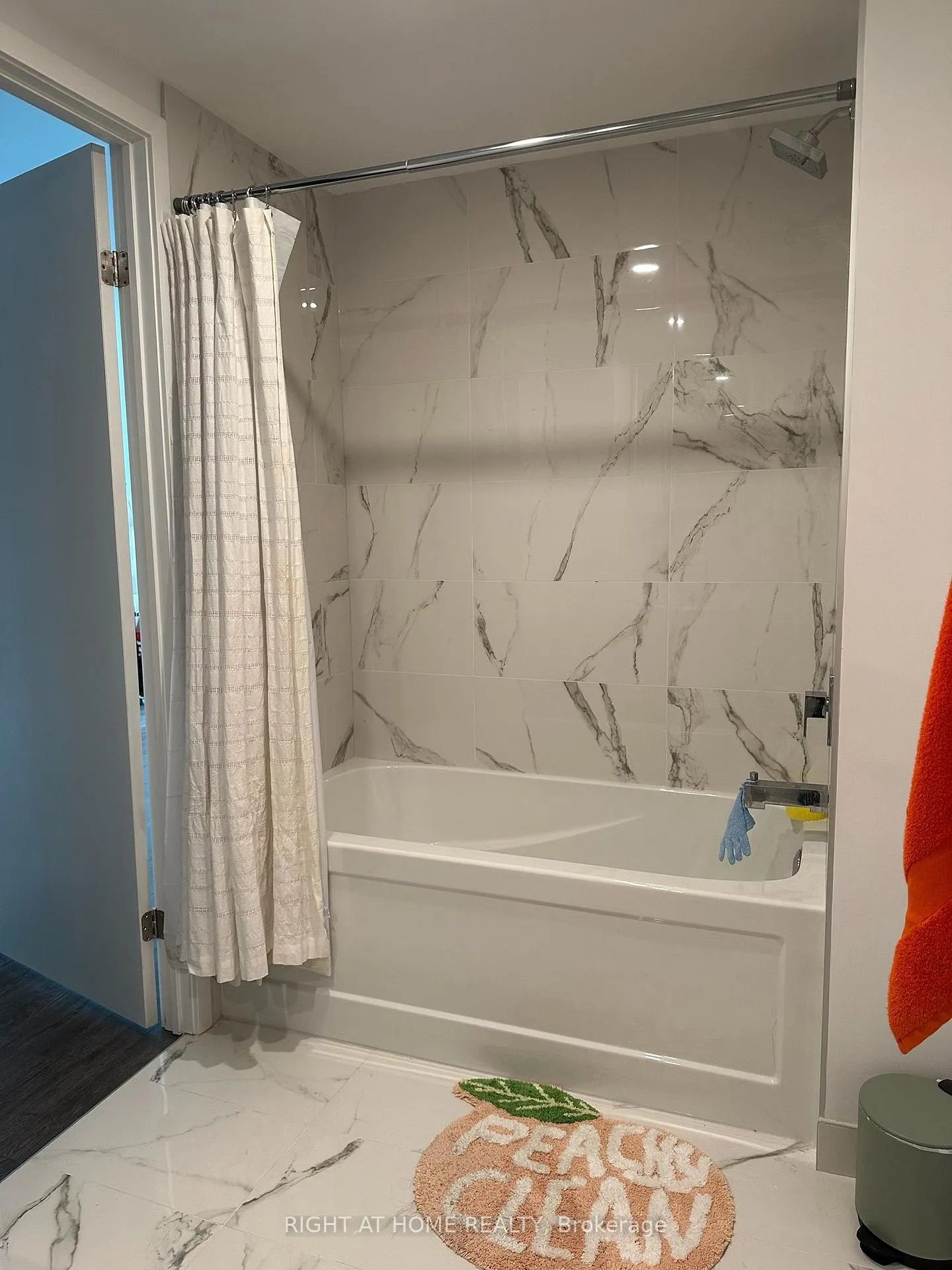 Photo 8 of Unit 2907, 88 Queen Street E, Toronto, Church-Yonge Corridor — HOMEH