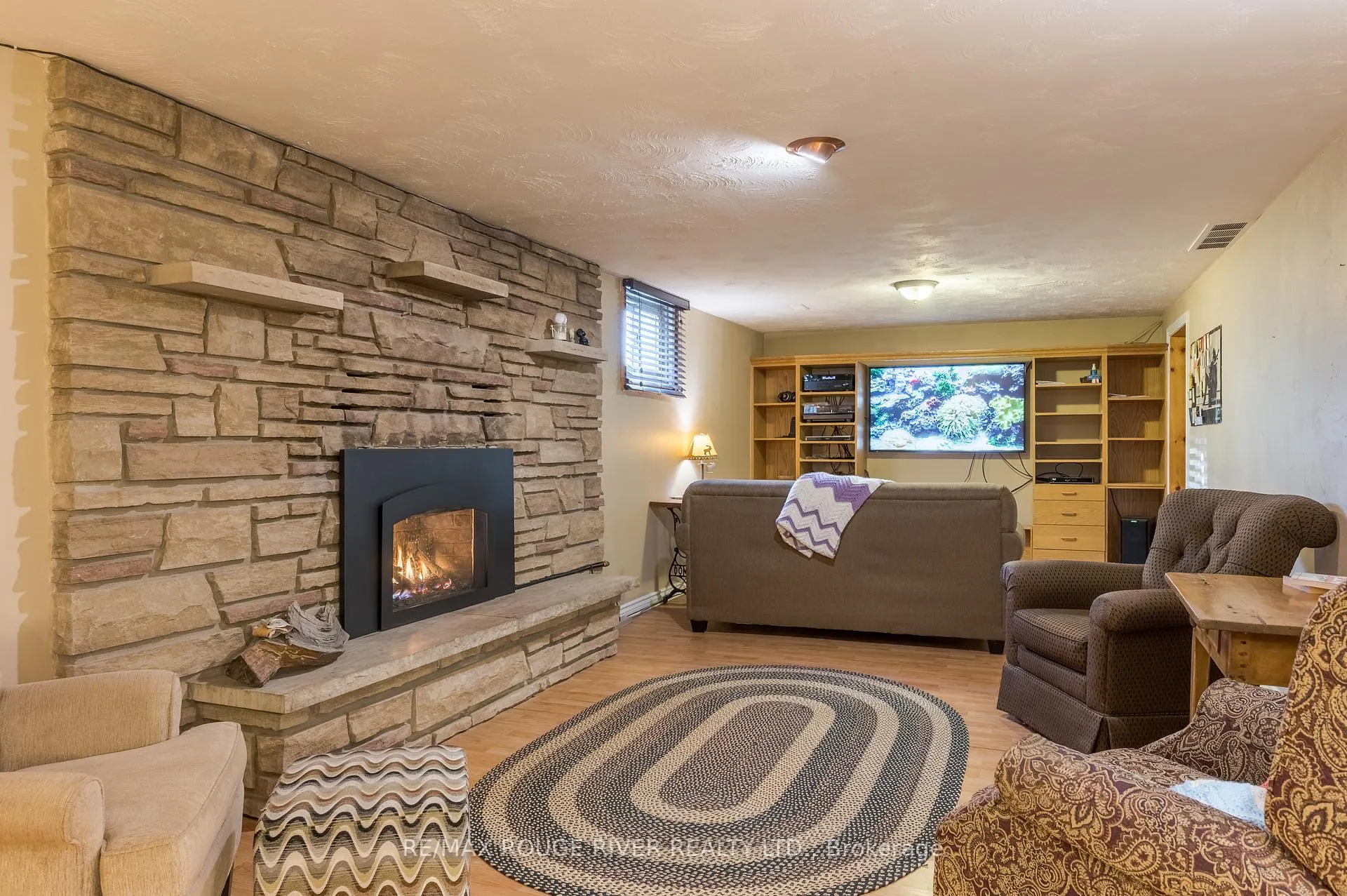 Photo 28 of 712 Otonabee Drive, Peterborough, Ashburnham Ward 4 — HOMEH