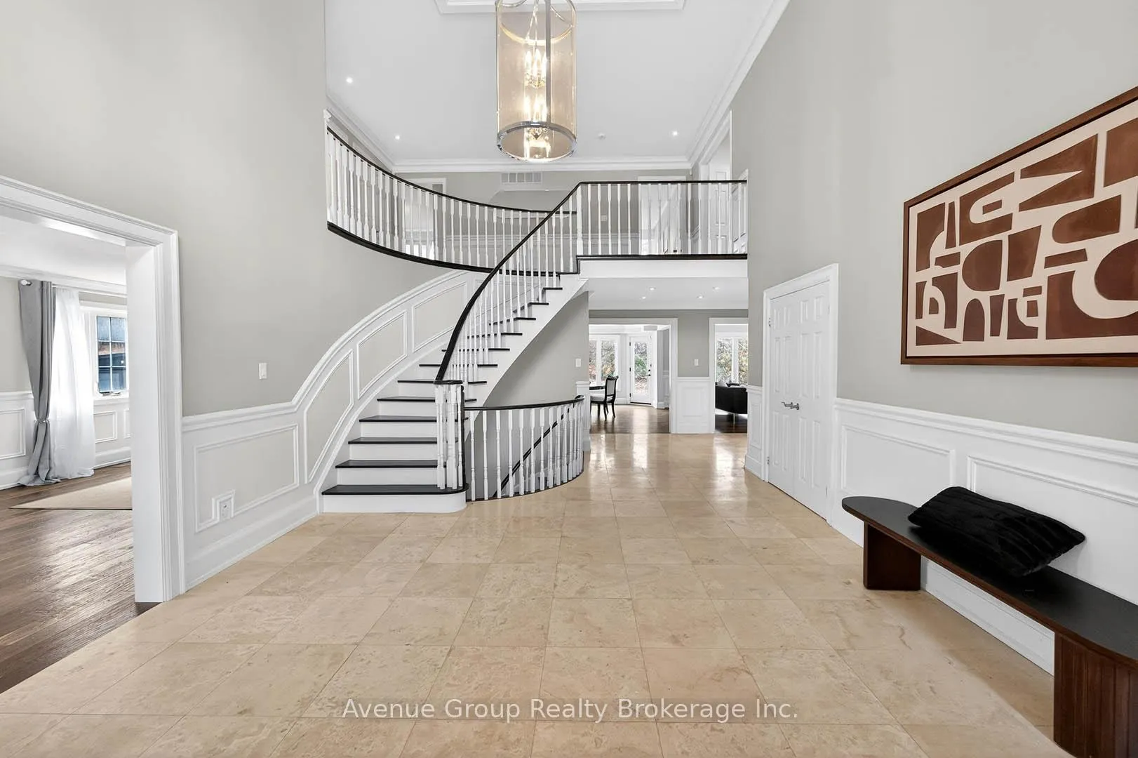 Photo 3 of 892 Tegal Place, Newmarket, Stonehaven-Wyndham — HOMEH