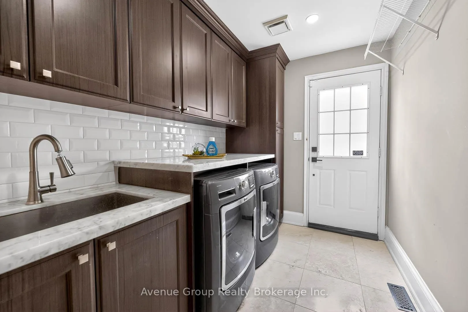 Photo 19 of 892 Tegal Place, Newmarket, Stonehaven-Wyndham — HOMEH