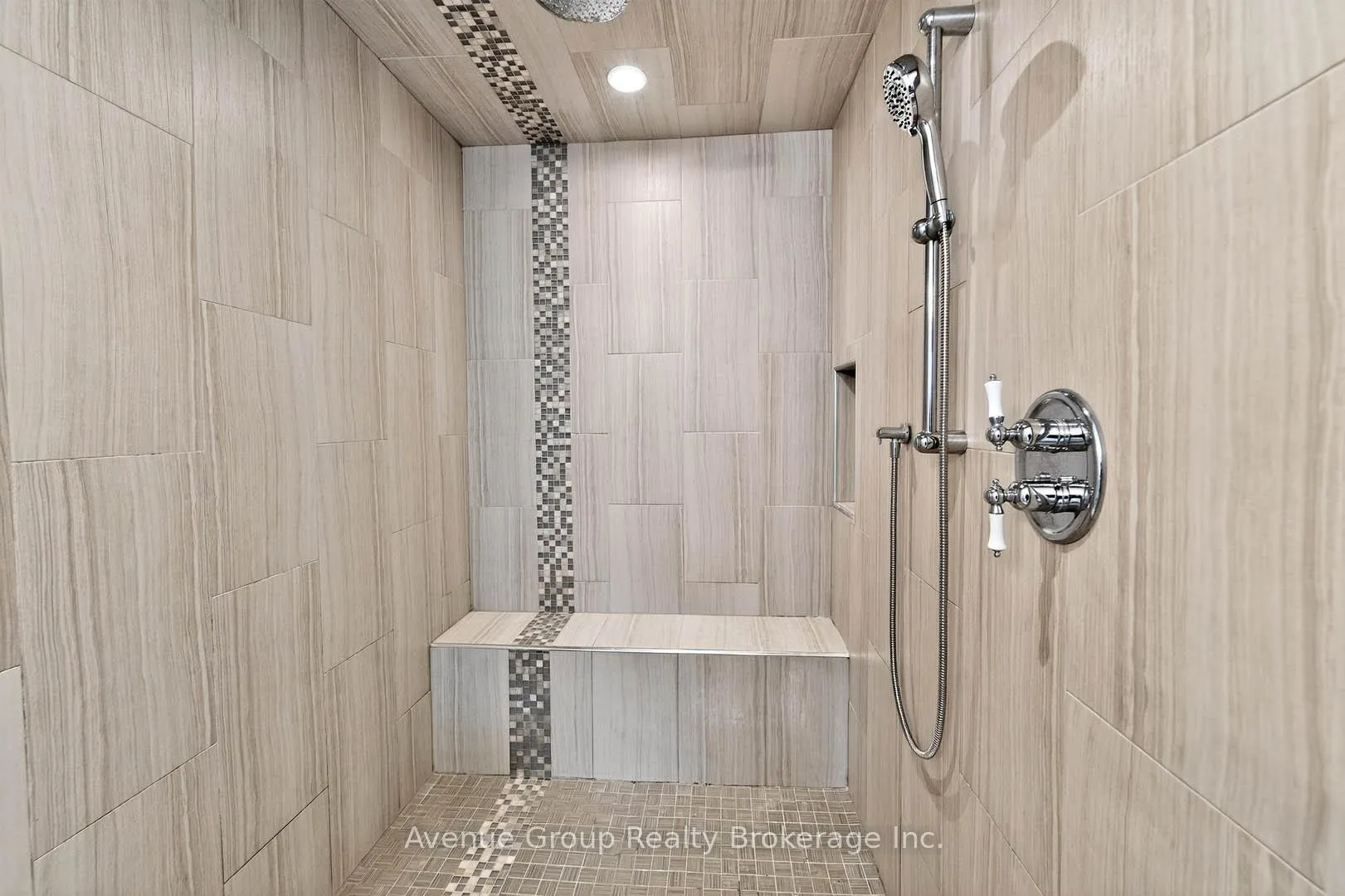 Photo 28 of 892 Tegal Place, Newmarket, Stonehaven-Wyndham — HOMEH