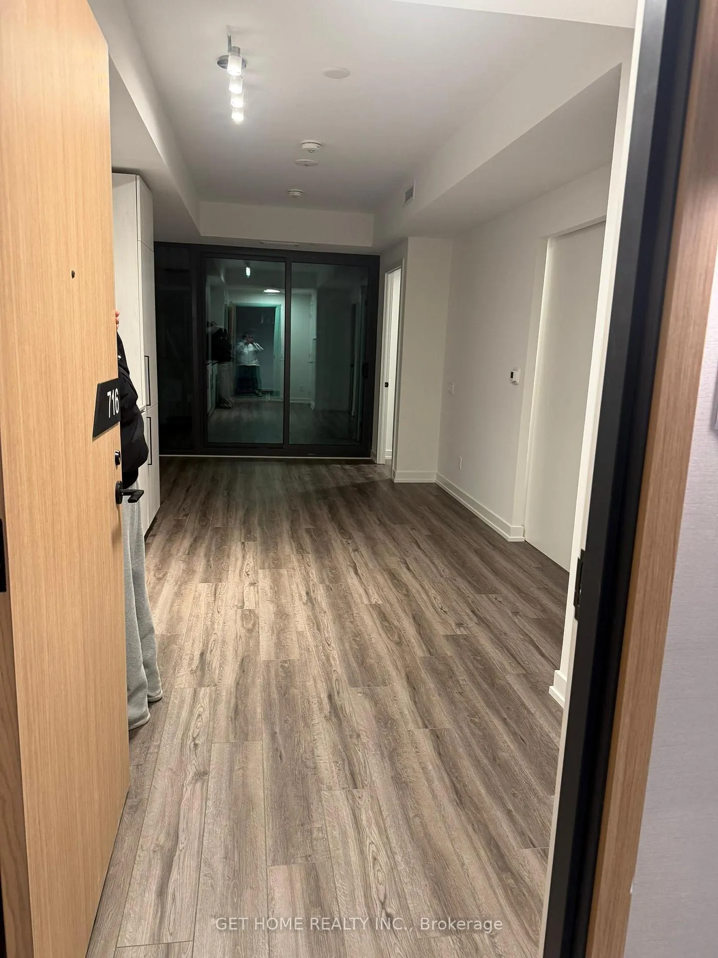 Photo 2 of Unit 716, 35 Parliament Street, Toronto, Waterfront Communities — HOMEH