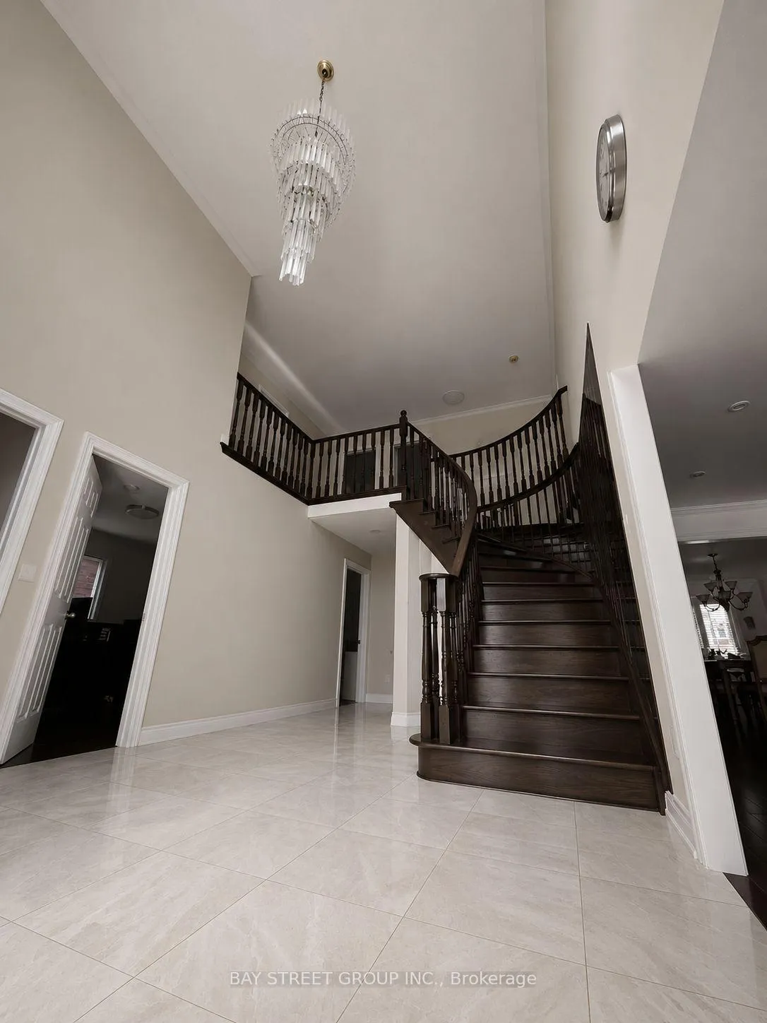 Photo 5 of 19 Delancey Crescent, Markham, Markville — HOMEH