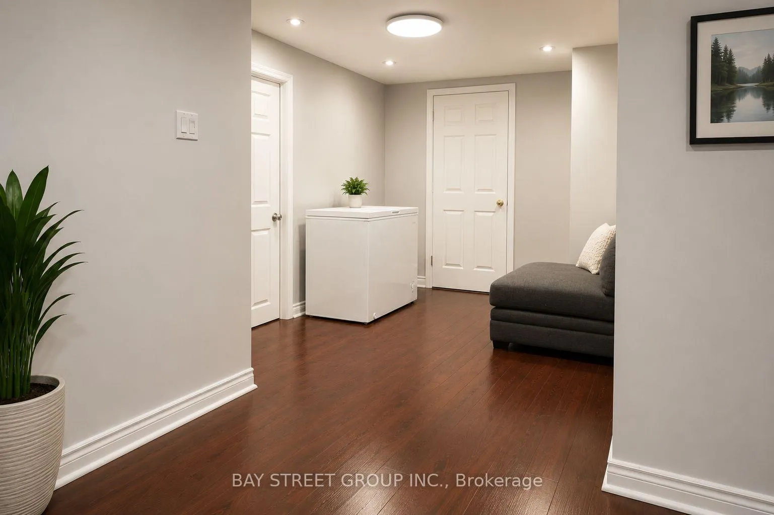 Photo 32 of 19 Delancey Crescent, Markham, Markville — HOMEH