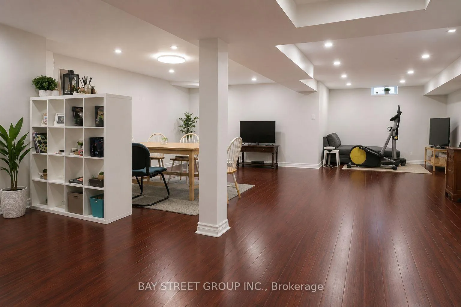 Photo 36 of 19 Delancey Crescent, Markham, Markville — HOMEH