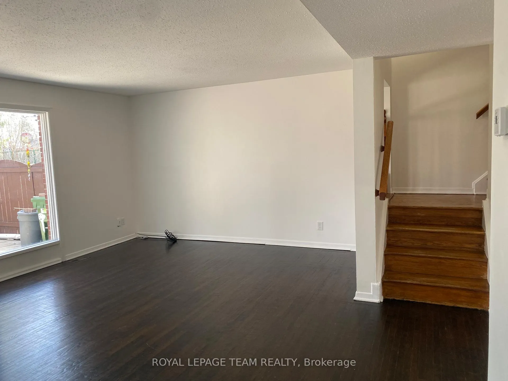 Photo 8 of 2745 Baseline Road, Ottawa, Redwood Park — HOMEH