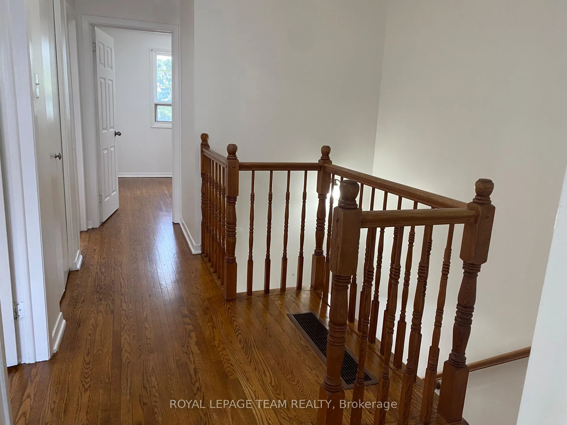 Photo 10 of 2745 Baseline Road, Ottawa, Redwood Park — HOMEH