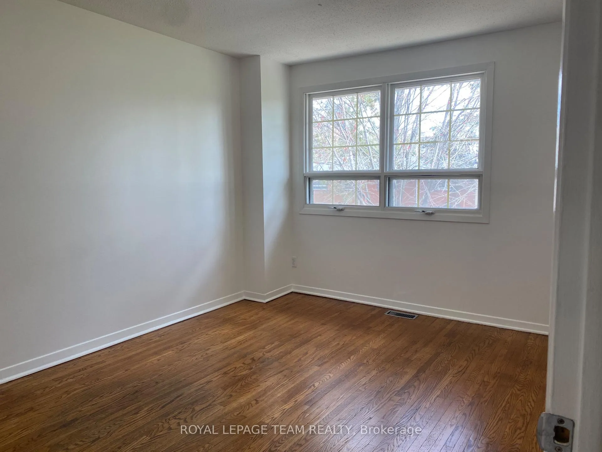 Photo 19 of 2745 Baseline Road, Ottawa, Redwood Park — HOMEH
