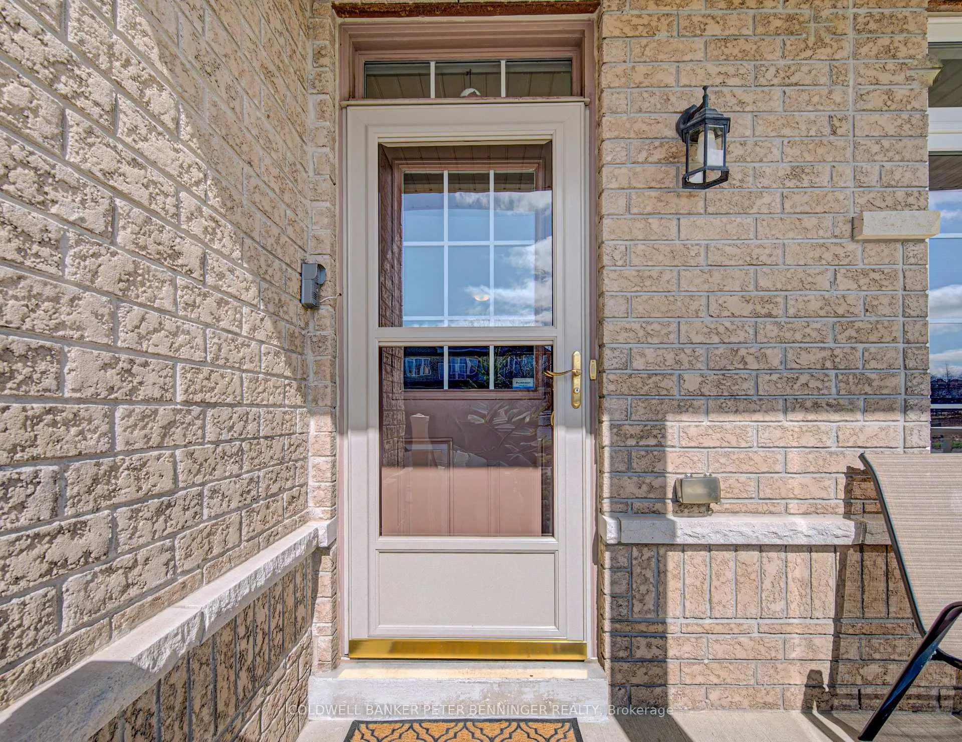 Photo 4 of 13 Rusk Terrace, Hamilton, Waterdown — HOMEH