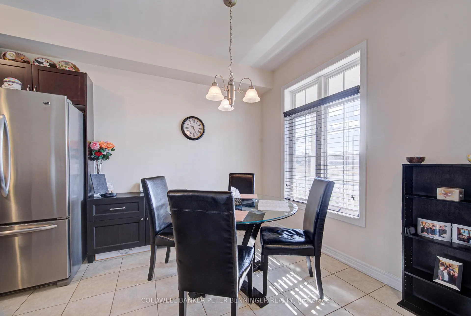 Photo 8 of 13 Rusk Terrace, Hamilton, Waterdown — HOMEH