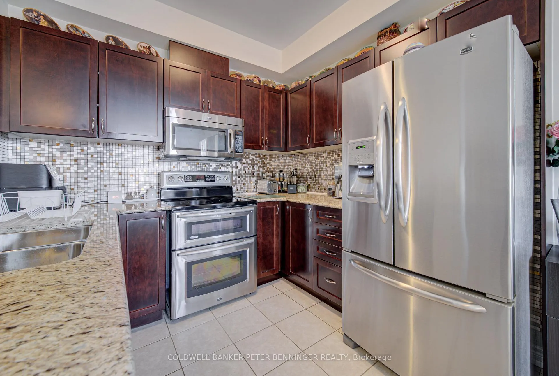 Photo 12 of 13 Rusk Terrace, Hamilton, Waterdown — HOMEH