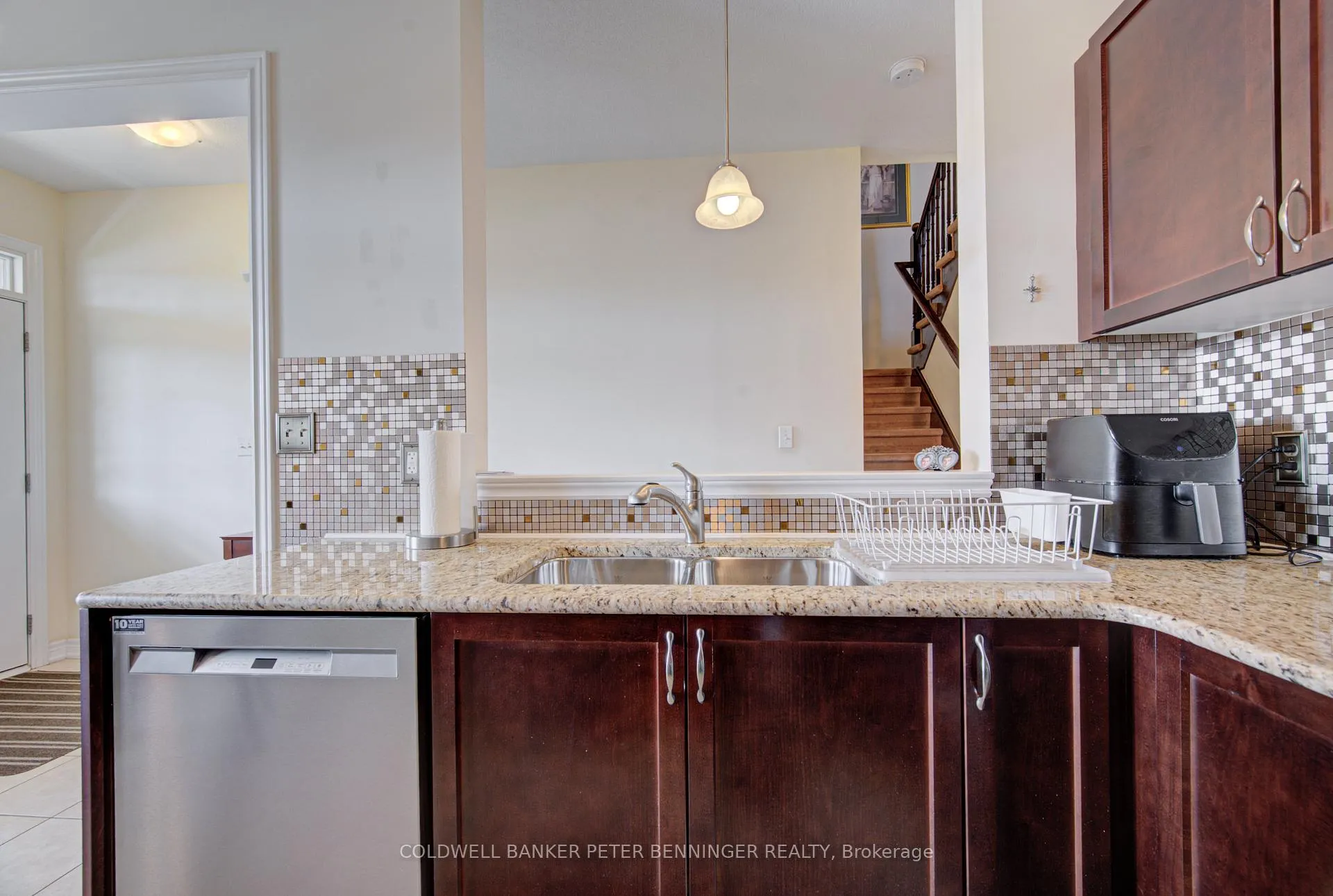 Photo 13 of 13 Rusk Terrace, Hamilton, Waterdown — HOMEH