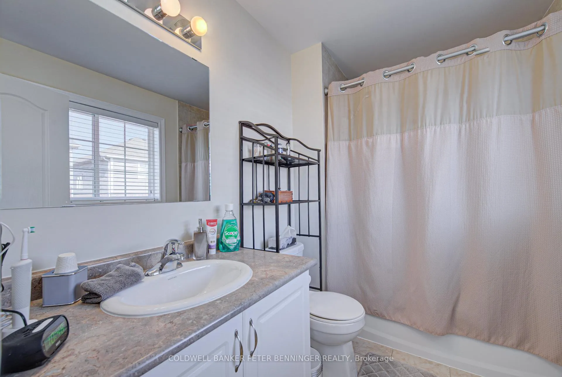 Photo 30 of 13 Rusk Terrace, Hamilton, Waterdown — HOMEH