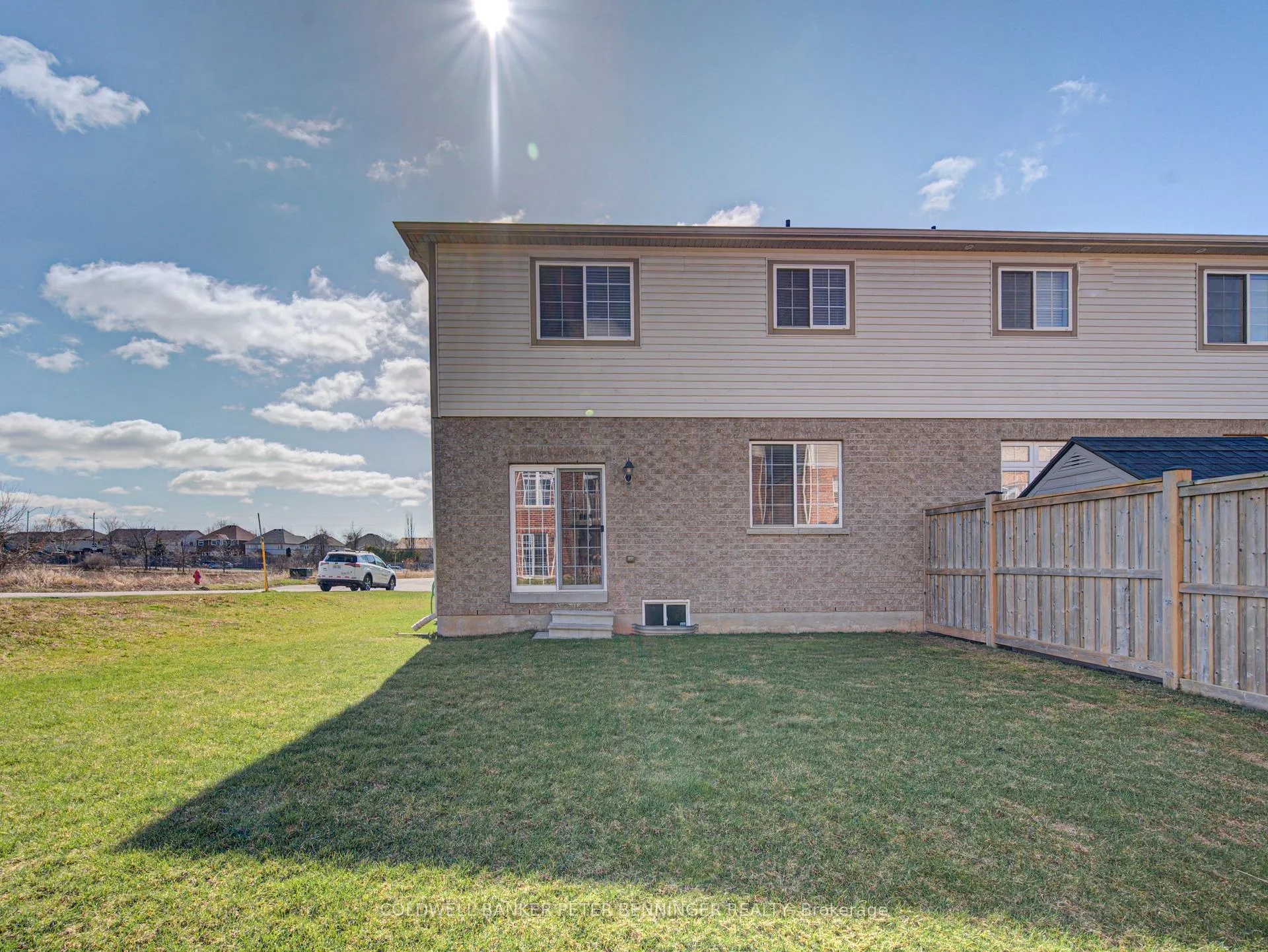 Photo 33 of 13 Rusk Terrace, Hamilton, Waterdown — HOMEH