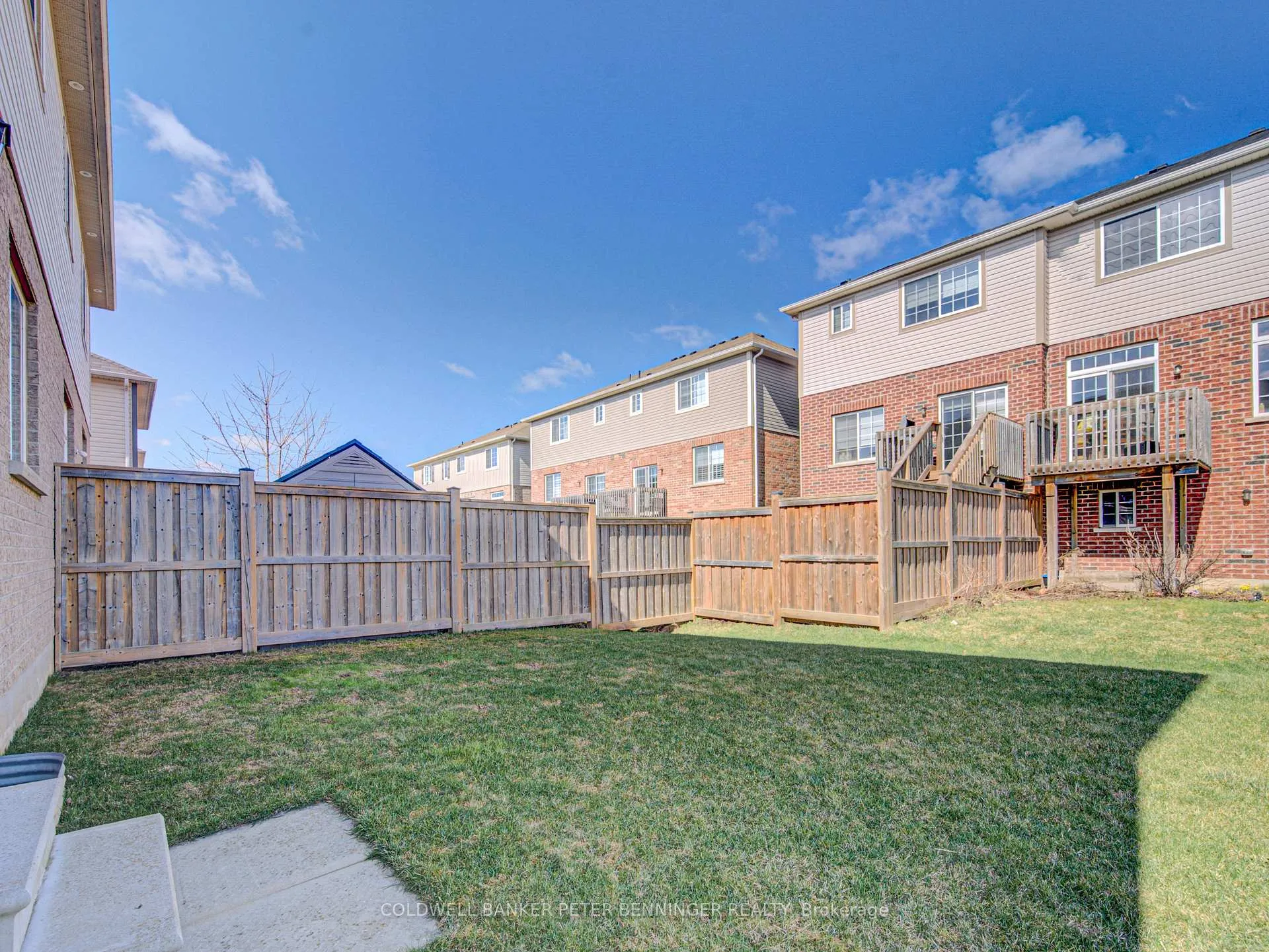Photo 34 of 13 Rusk Terrace, Hamilton, Waterdown — HOMEH