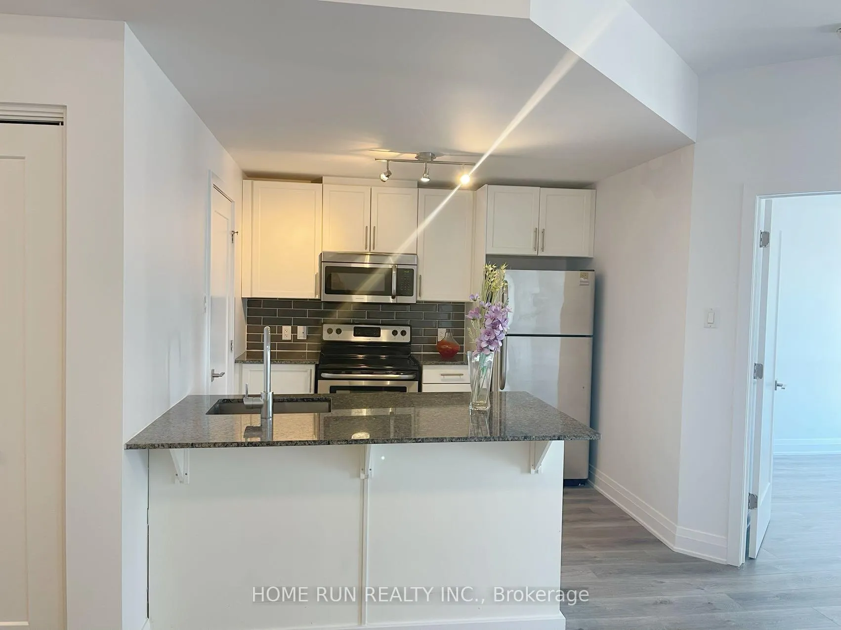 Photo 13 of Unit 708, 330 Titan Private, Ottawa, Borden Farm/Stewart Farm/Carleton Heights/Parkwood Hills — HOMEH